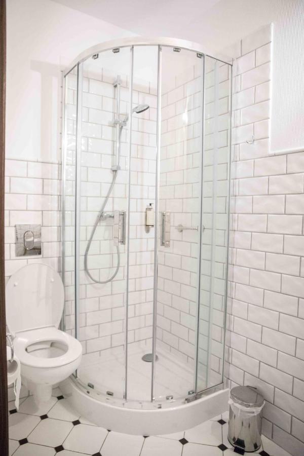 Portus Hotel 2*